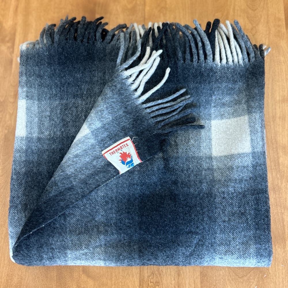 Thermotex Thermoplaid Fiap Tome Plaid Vintage Wool Blanket with Tassels. 56x70